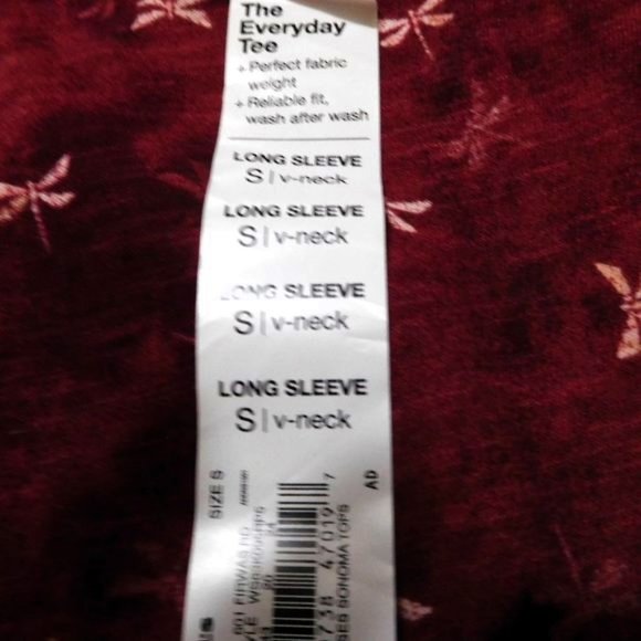 Long Sleeve Womens Tee Small NWT - Picture 5 of 5